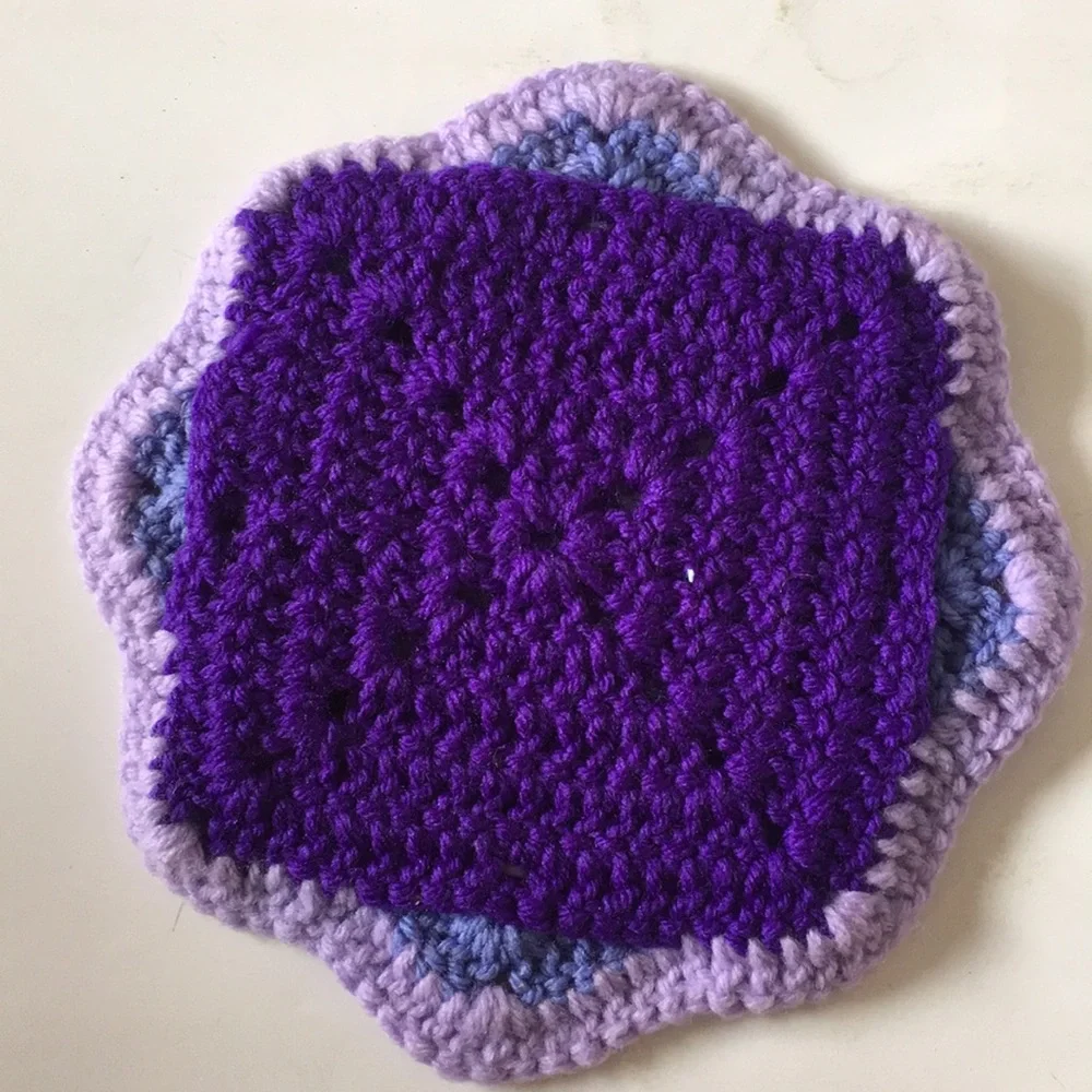 🐠 4 Handcrafted yarn pot holder/trivet/decoration